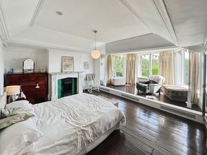 Bedroom 1- click for photo gallery